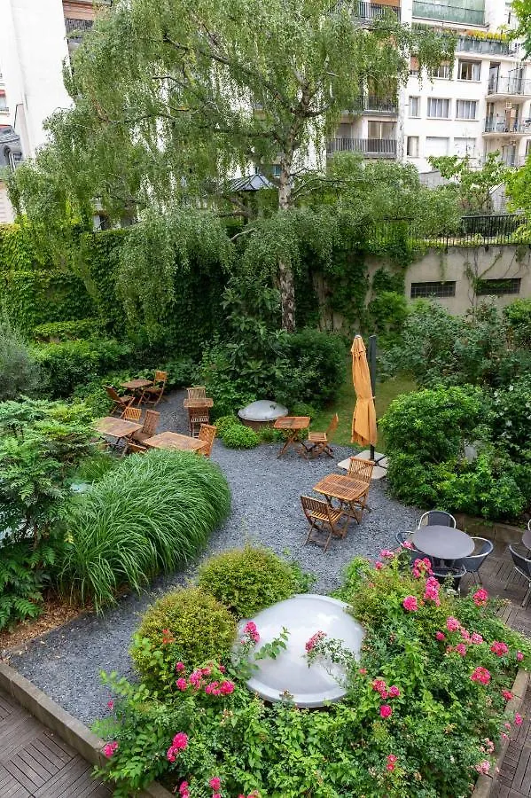 Auberge de jeunesse Adveniat Paris 0*,  France