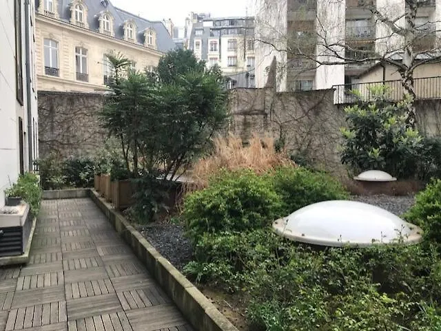 Adveniat Paris Hostel 0*,  France