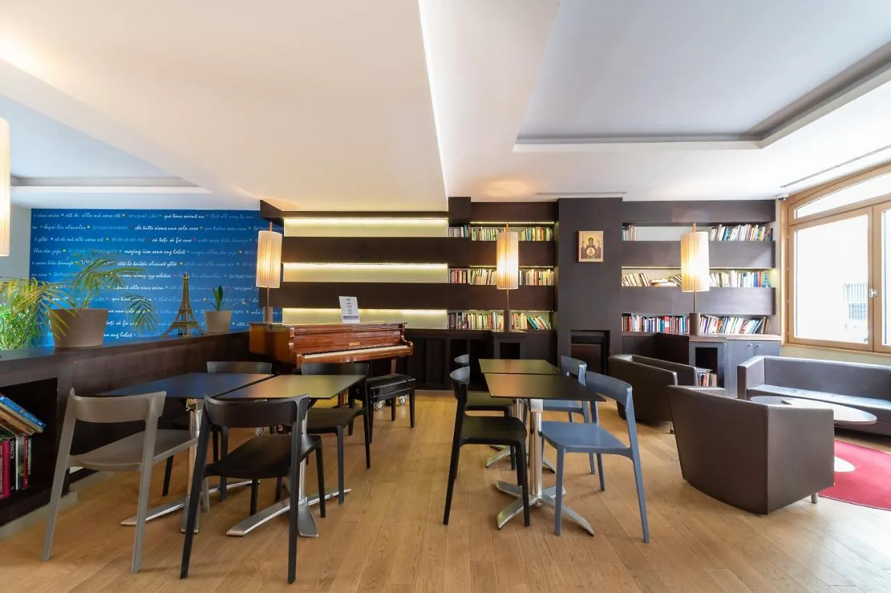 Hostel Adveniat Paris Pansiyon Fransa